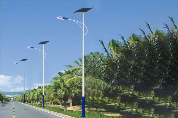 新区太阳能路灯